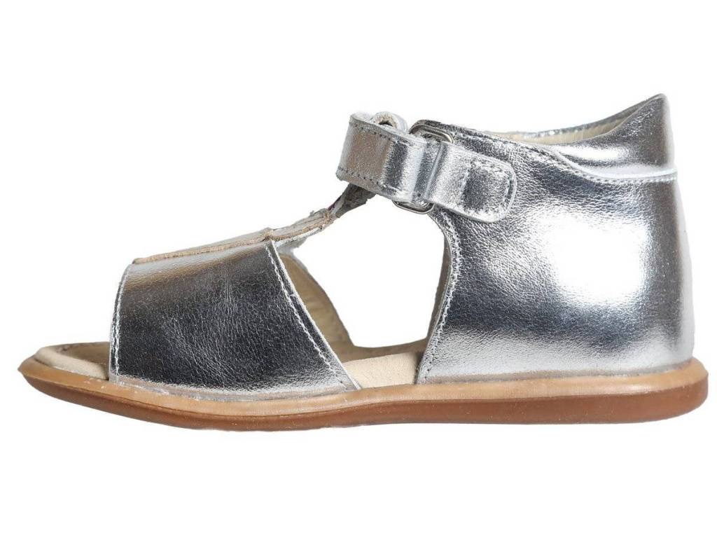 Сандалии открытые