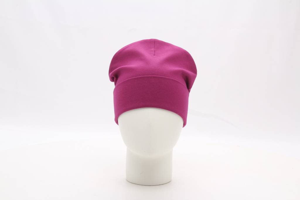 Шапка с отворотом трикотажная