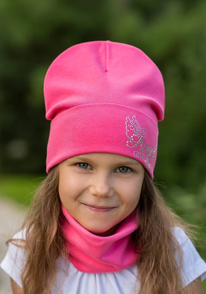 Шапка с отворотом трикотажная