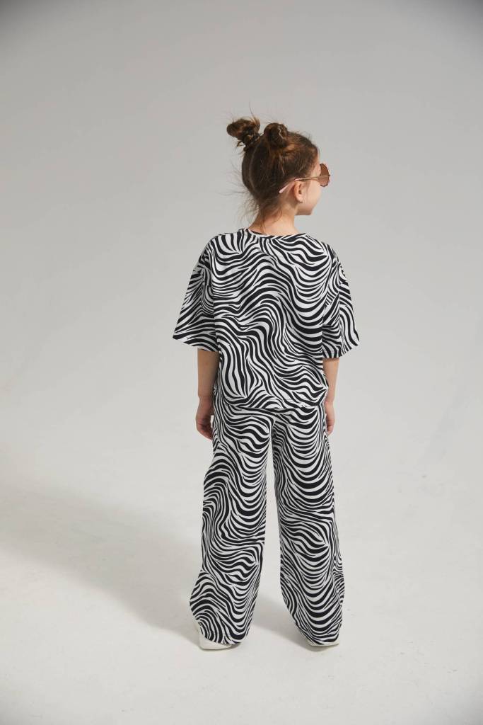 Костюм (футболка/брюки)