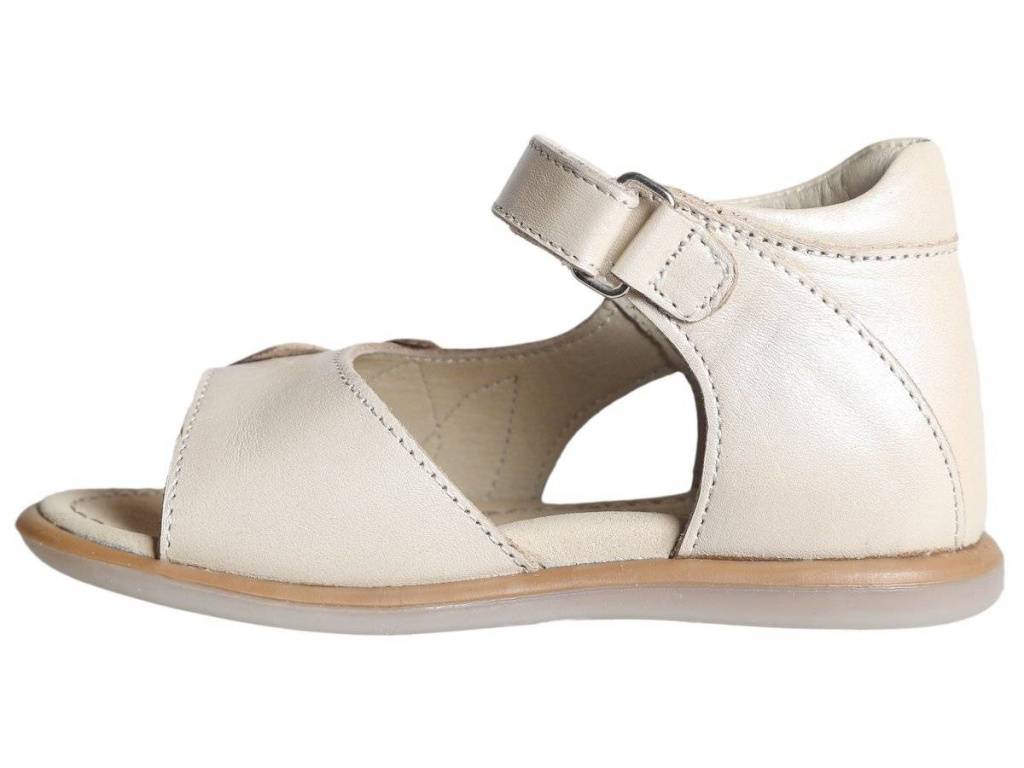 Сандалии открытые