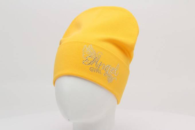 Шапка с отворотом трикотажная