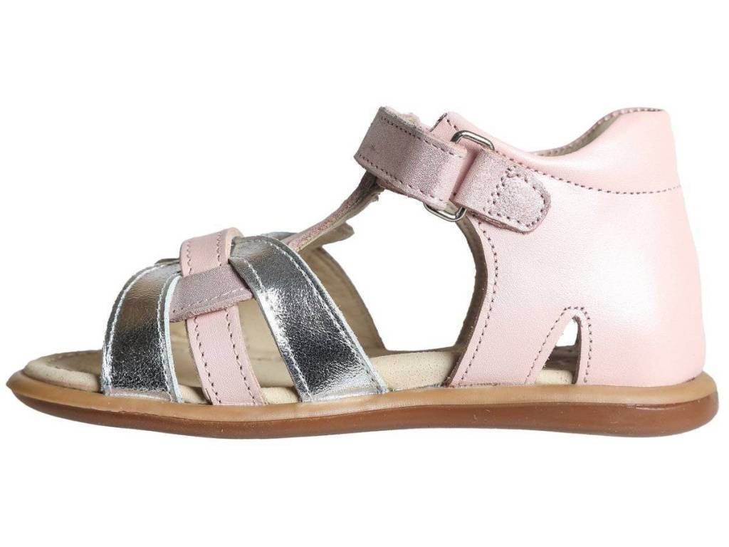 Сандалии открытые