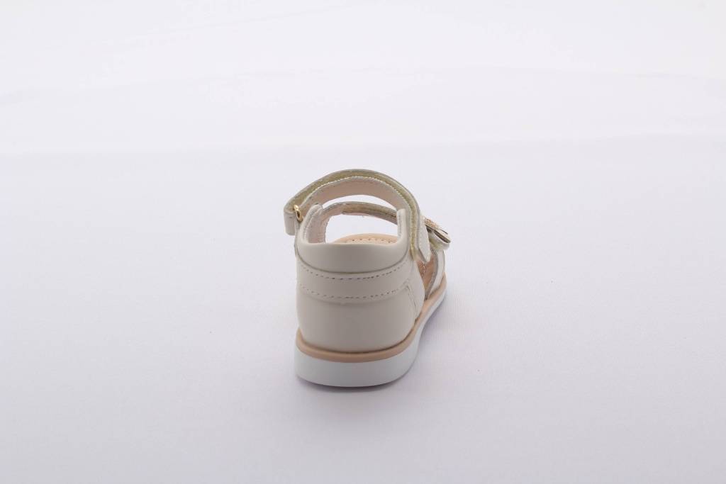 Сандалии открытые