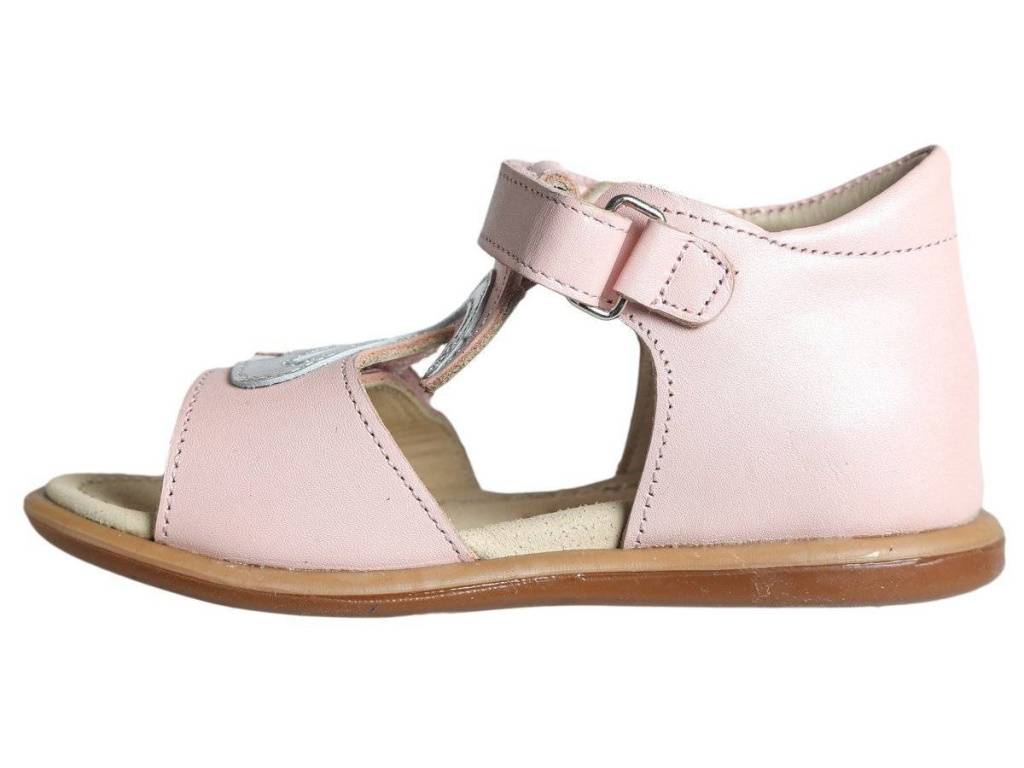 Сандалии открытые