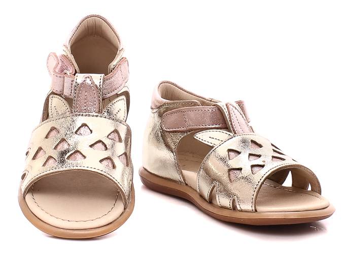 Сандалии открытые