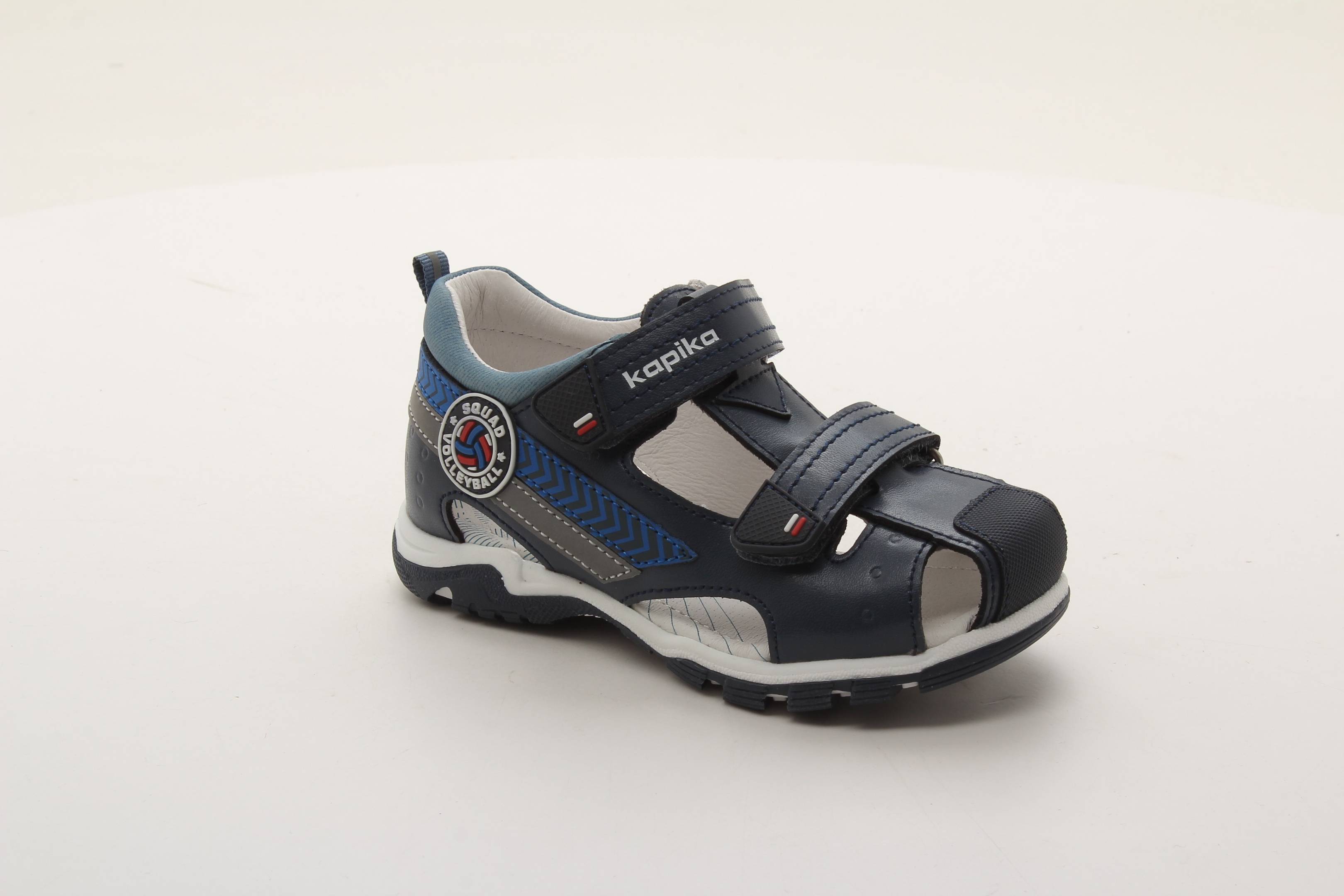 Сандалии закрытые