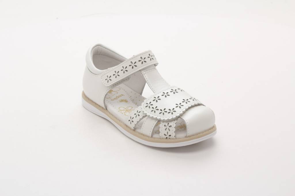 Сандалии закрытые