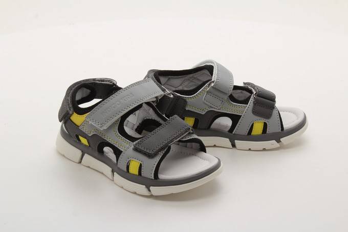 Сандалии открытые