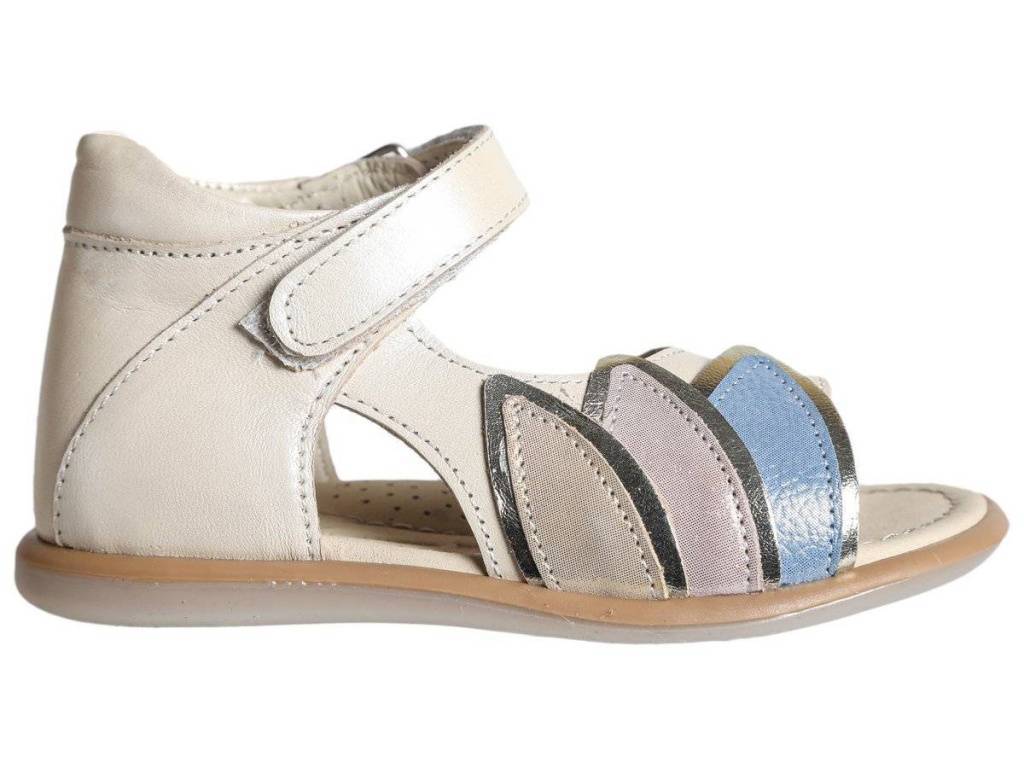 Сандалии открытые