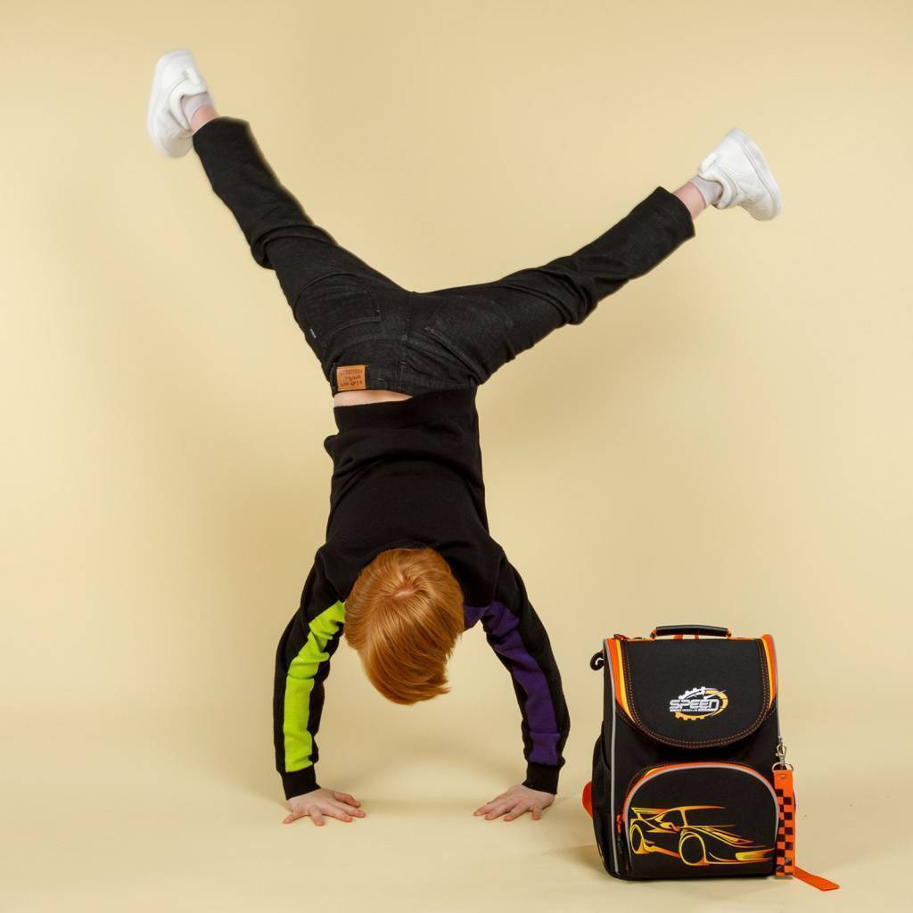 Рюкзак школьный