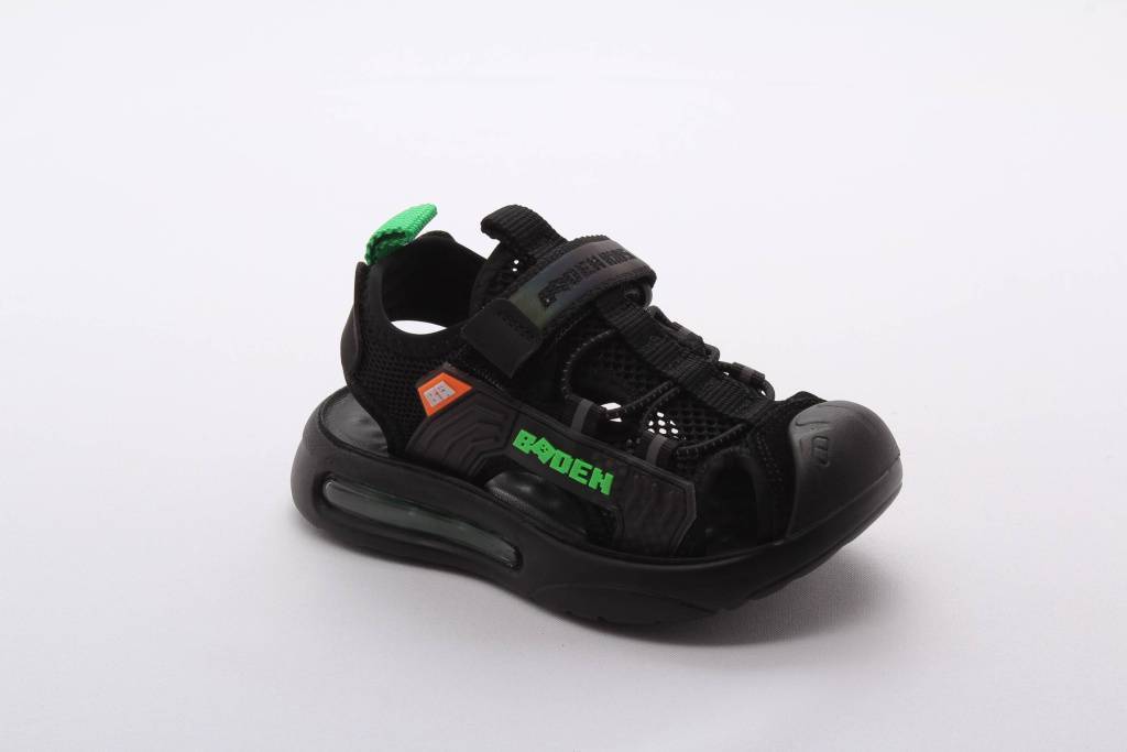 Сандалии закрытые