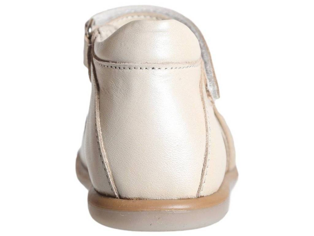 Сандалии открытые