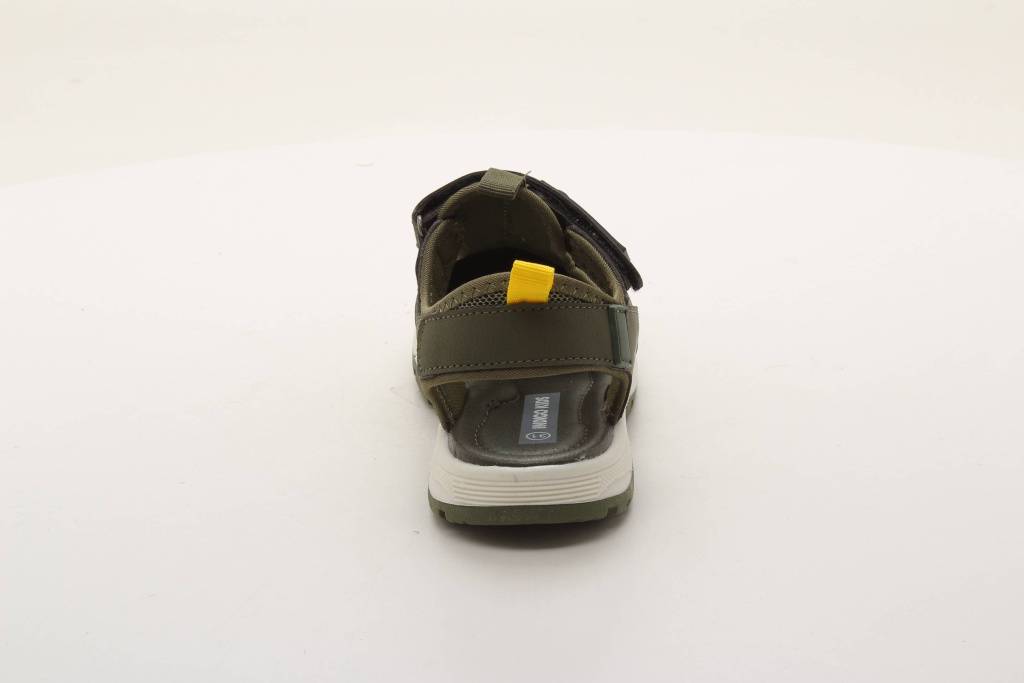 Сандалии закрытые