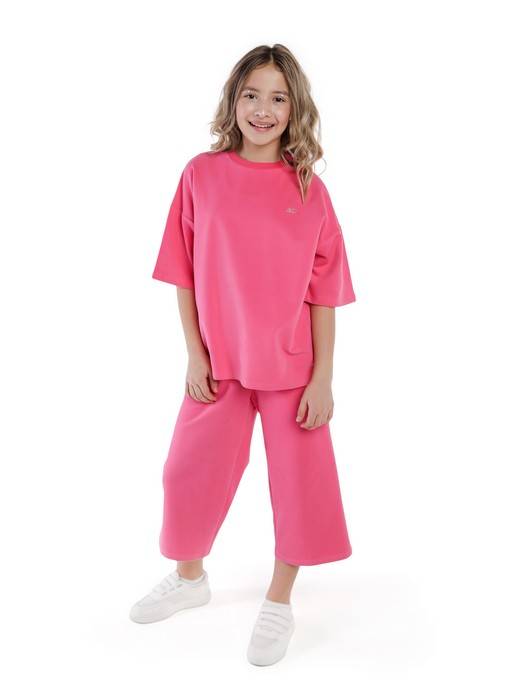 Костюм (футболка/капри)