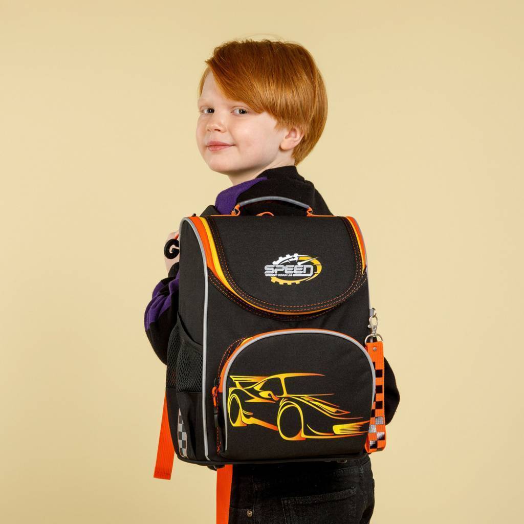 Рюкзак школьный